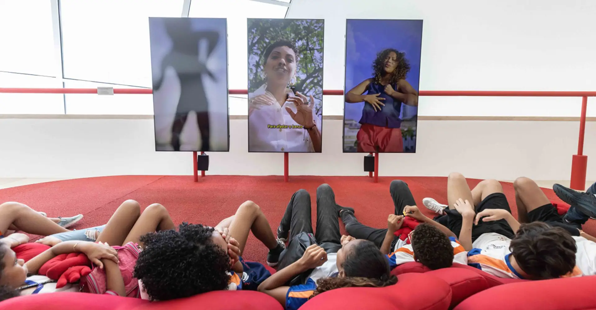 O QUE FAZEMOS – Criamos experiências que despertam, educam e inspiram O QUE FAZEMOS - Criamos experiências que despertam, educam e inspiram